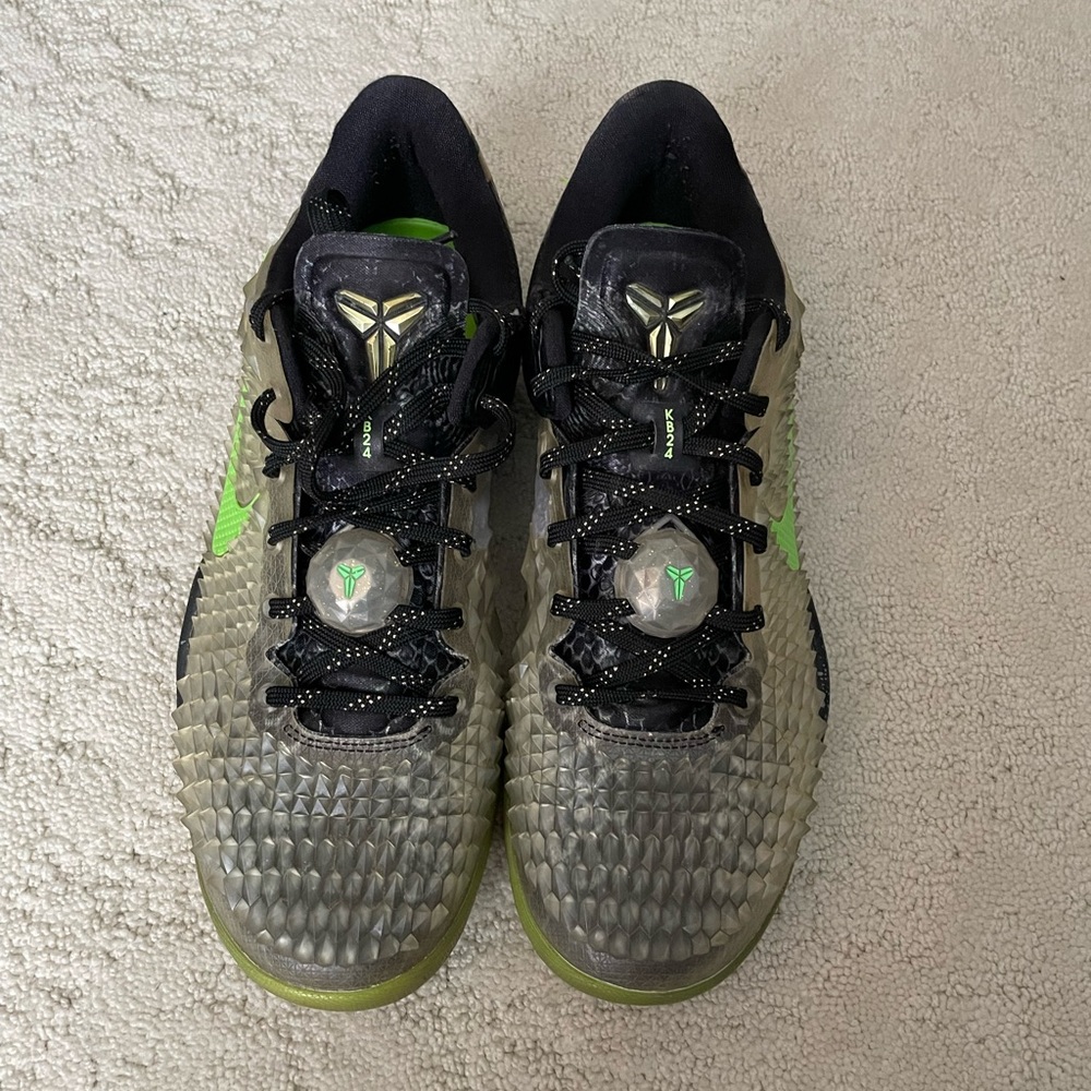 Kobe 8 Christmas